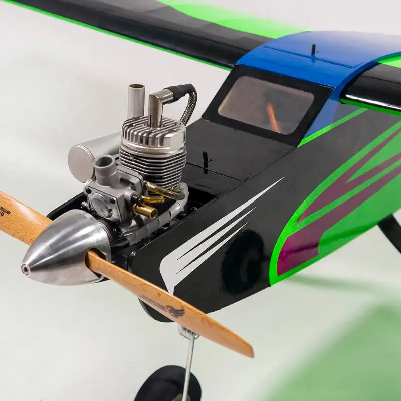 Avion Télécommandé en Bois